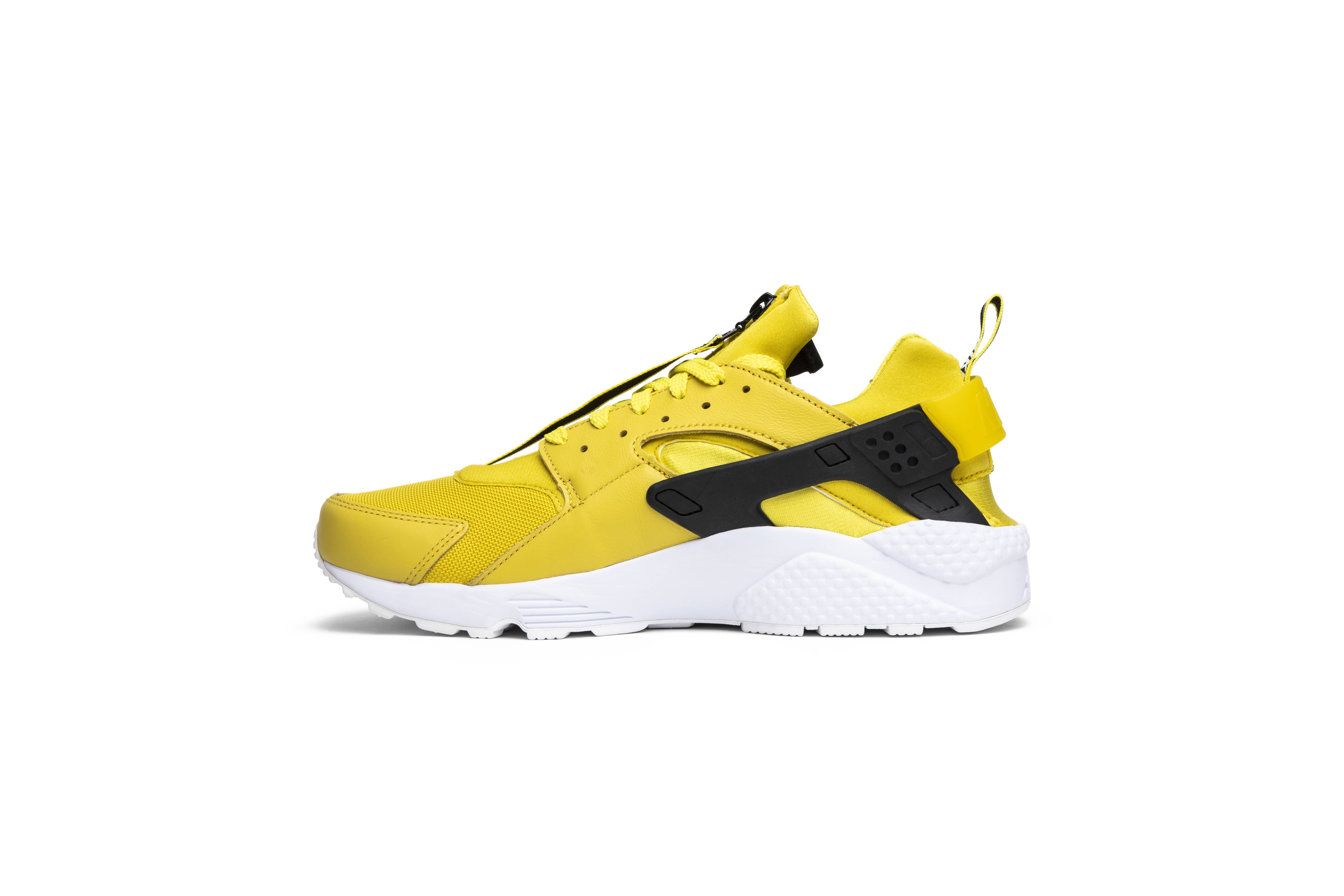 Lookbook Nike Air Huarache Run Zip Citron Cerah BQ6164-700
