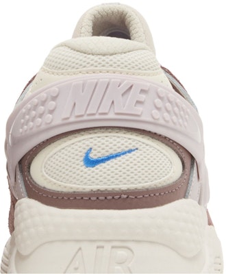 Nike Air Huarache Runner 'Light Orewood Earth' Tierra Claro DZ3306-101 Sizing Nike Air Huarache Runner 'Light Orewood Earth' Tierra Claro DZ3306-101