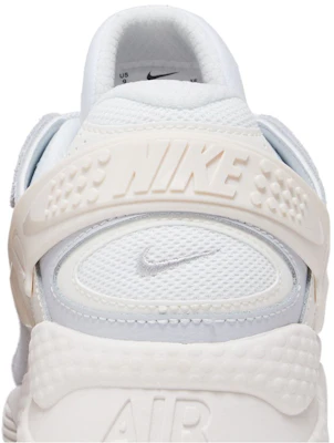 Nike Air Huarache Runner ''Pure Platinum'' Sneakers DZ3306-100 Sizing Nike Air Huarache Runner ''Pure Platinum'' Sneakers DZ3306-100