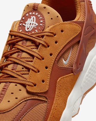 Nike Air Huarache Runner DZ3306-800 Sizing Nike Air Huarache Runner DZ3306-800