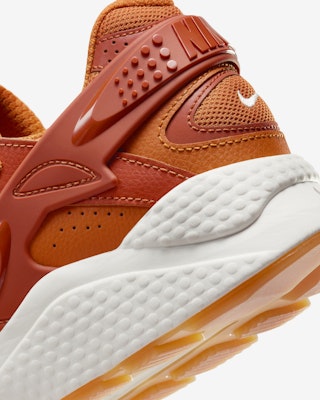 Nike Air Huarache Runner DZ3306-800 Cheap Nike Air Huarache Runner DZ3306-800