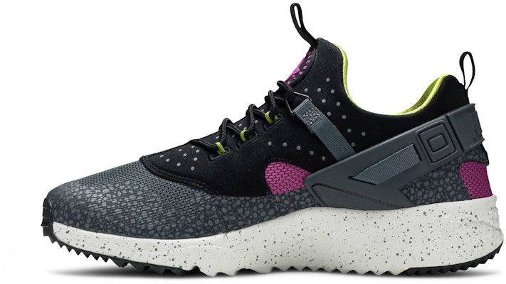 Nike Air Huarache Utility 'Medium Berry' 806979-500 Lookbook Nike Air Huarache Utility 'Medium Berry' 806979-500