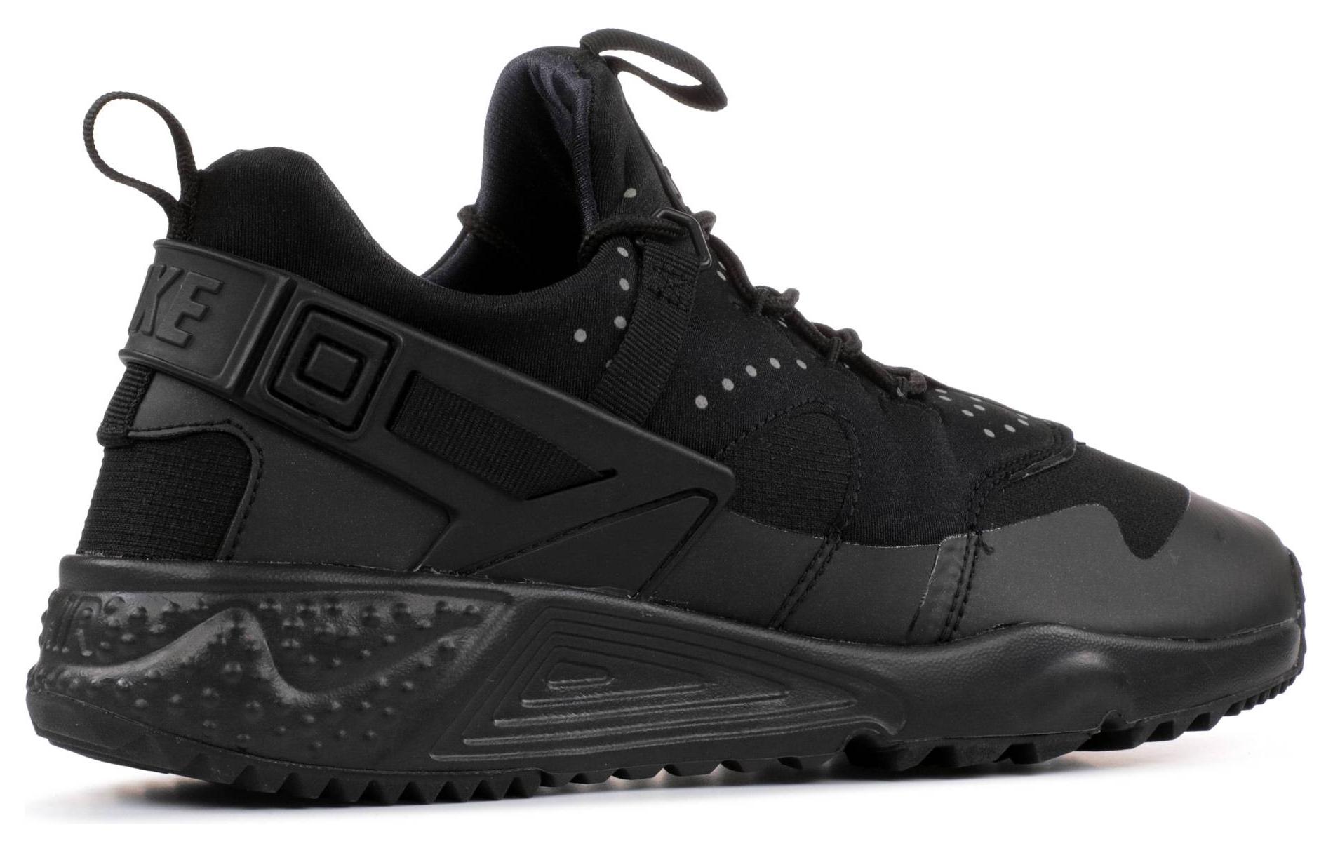Shop Nike Air Huarache Utility 'Triple Black' zapatillas negras totales 806807-004