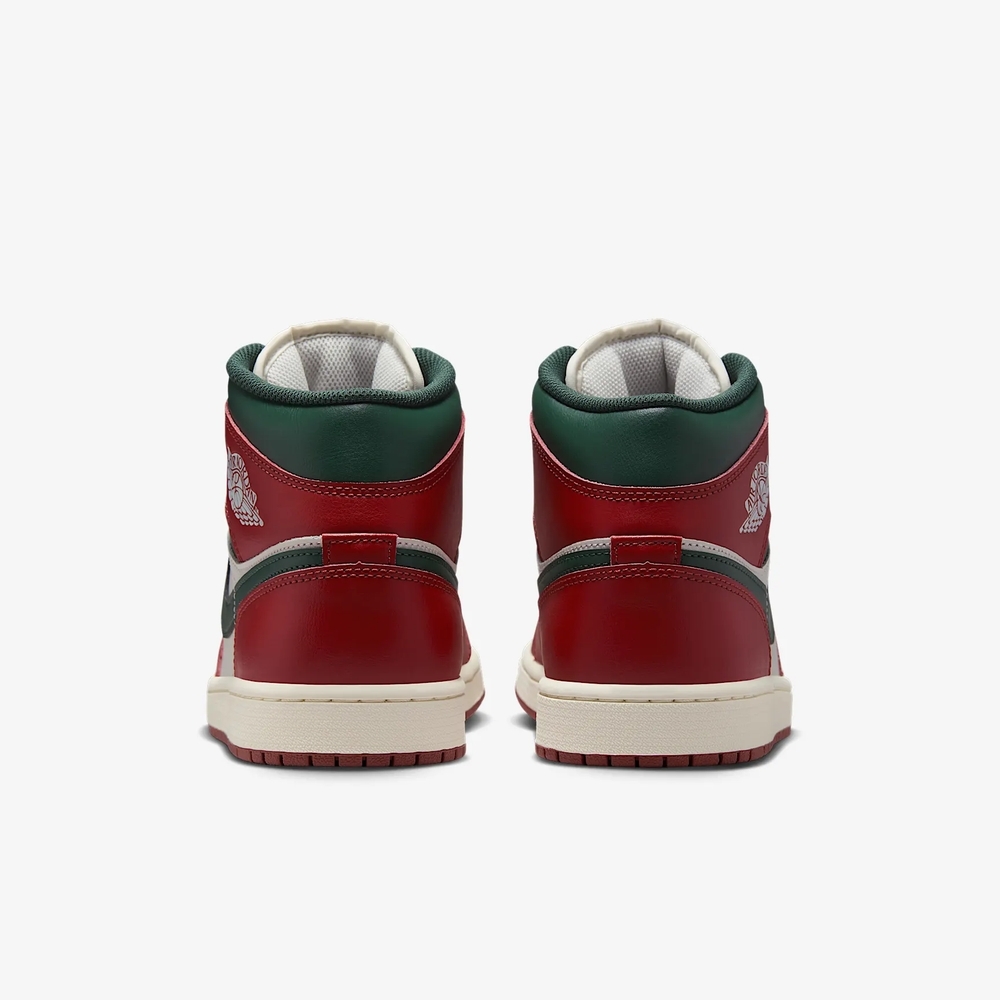 Sizing NIKE AIR JORDAN 1 MID Basketball Shoes DQ8426105