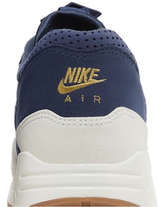 耐克Air Max 1 '86 杰基·罗宾逊款 FZ4831-400 Sizing 耐克Air Max 1 '86 杰基·罗宾逊款 FZ4831-400