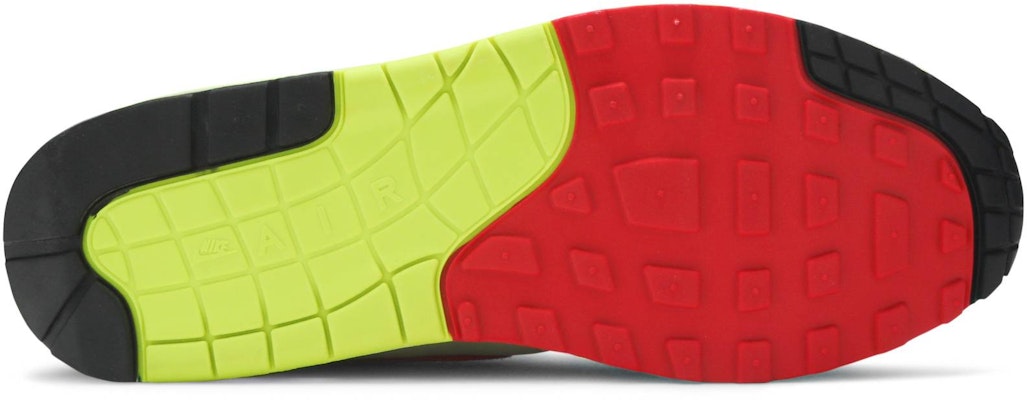 나이키 에어맥스 1 '에어맥스 데이' 665873-106 Shop 나이키 에어맥스 1 '에어맥스 데이' 665873-106