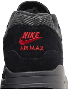 Nike Air Max 1 'Hitam University Red' FV6910-001 Sizing Nike Air Max 1 'Hitam University Red' FV6910-001