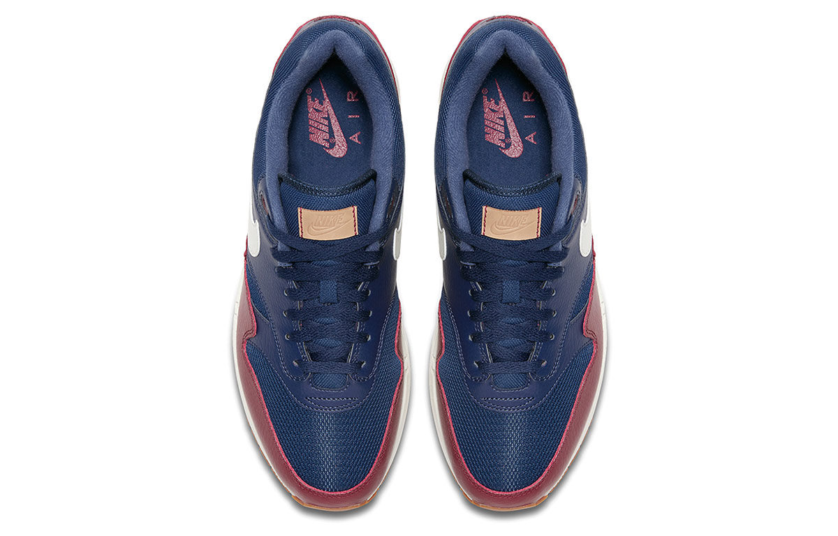Shop Nike Air Max 1 'Azul Marino y Rojo Equipo' AH8145-400