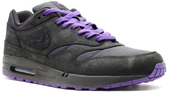 Nike Air Max 1 'Paket Serangan Udara - Hitam Ungu Klub' 308866-007 Lookbook Nike Air Max 1 'Paket Serangan Udara - Hitam Ungu Klub' 308866-007