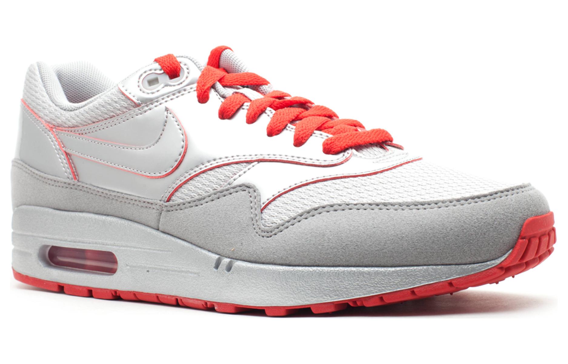 Lookbook 나이키 에어맥스 1 '메탈릭 실버' (에어 어택 팩) 308866-008