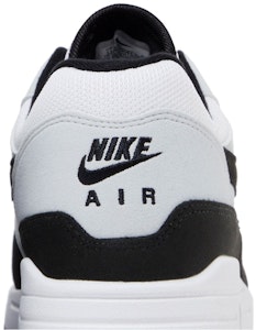 耐克 Air Max 1 '白黑' FD9082-107 Sizing 耐克 Air Max 1 '白黑' FD9082-107