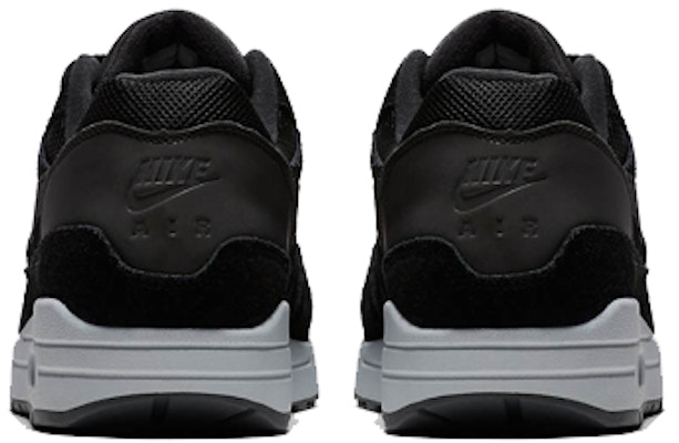 耐吉 Air Max 1 黑色反光鞋跟 AH8145-006 Shop 耐吉 Air Max 1 黑色反光鞋跟 AH8145-006