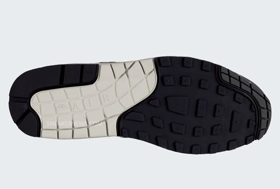 Lookbook Nike Air Max 1 Essential 'Dark Obsidian Grey' Lelaki 537383-420