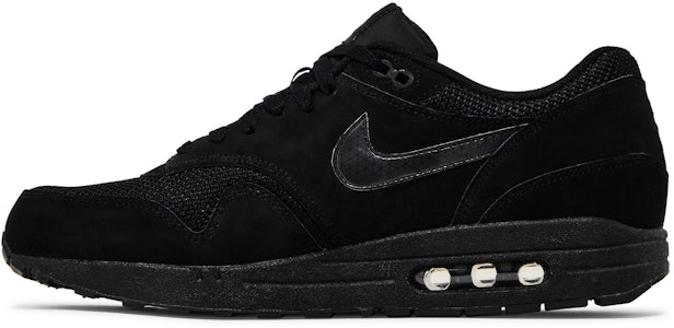 나이키 에어 맥스 1 에센셜 '트리플 블랙' 537383-025 Lookbook 나이키 에어 맥스 1 에센셜 '트리플 블랙' 537383-025