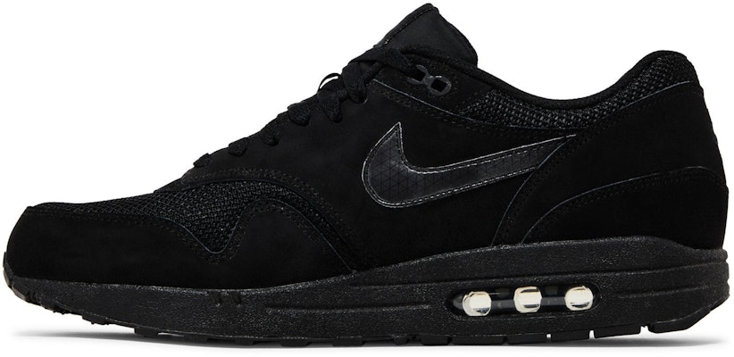 Nike Air Max 1 Essential 'Triple Black' Hitam Penuh 537383-025 Lookbook Nike Air Max 1 Essential 'Triple Black' Hitam Penuh 537383-025