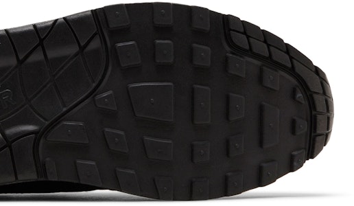 나이키 에어맥스 1 에센셜 올블랙 (Nike Air Max 1 Essential All Black) FZ5808-006 Purchase 나이키 에어맥스 1 에센셜 올블랙 (Nike Air Max 1 Essential All Black) FZ5808-006