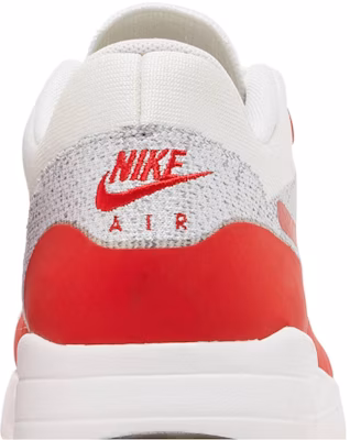 나이키 에어맥스 1 플라이니트 OG 843384-101 Sizing 나이키 에어맥스 1 플라이니트 OG 843384-101