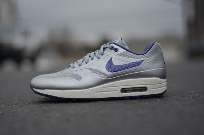 nike-air-max-1-hyp-qs-track-royal-633087-004