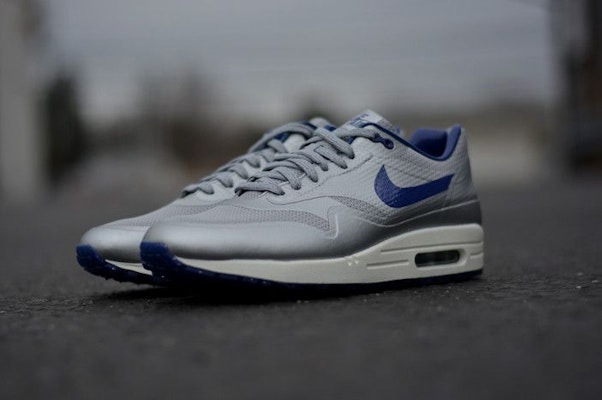 Nike Air Max 1 Hyp QS 'Track Royal' Sepatu Sneaker Pria 633087-004 Order Nike Air Max 1 Hyp QS 'Track Royal' Sepatu Sneaker Pria 633087-004