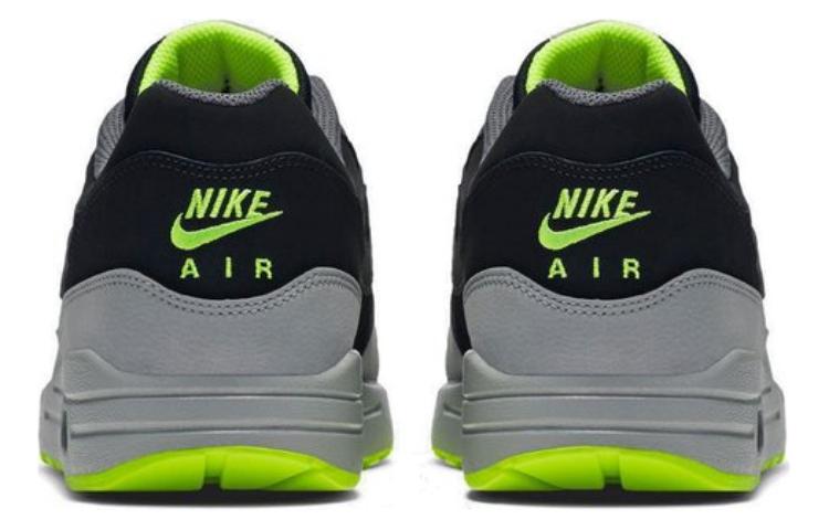 Shop 耐克Air Max 1皮革'黑银伏特配色' 654466-007