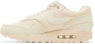 Lookbook (Wanita) Nike Air Max 1 LX Guava Ice 917691-801