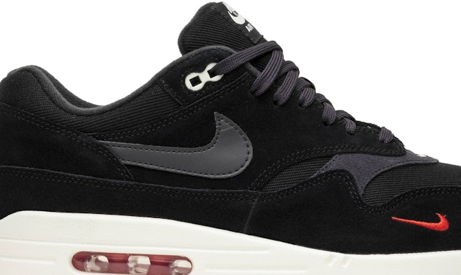 Air max 1 mini swoosh hotsell