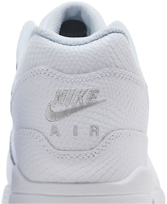 Nike Air Max 1 Premium 'White Snakeskin' HV1211-100 Sizing Nike Air Max 1 Premium 'White Snakeskin' HV1211-100