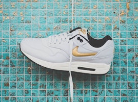 Nike Air Max 1 Premium QS 'Gold Trophy Pack' 665873-001