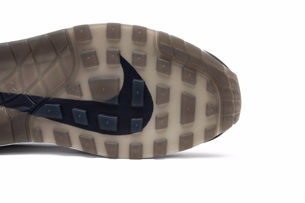 Nike Air Max 1 Premium SC Jewel 'Black Swoosh' 918354-100