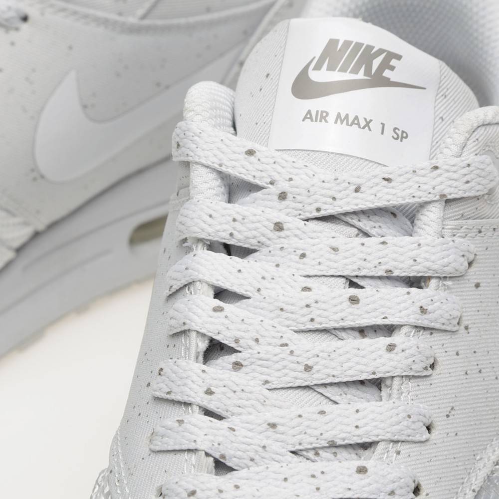 nike air max 1 monotones
