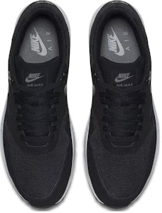 耐吉 Air Max 1 Ultra 2.0 Essential 黑色/黑色/狼灰色 875679-002 Lookbook 耐吉 Air Max 1 Ultra 2.0 Essential 黑色/黑色/狼灰色 875679-002