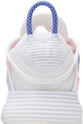 (W) Nike Air Max 2090 'Putih Flash Crimson' CT1290-100 Sizing (W) Nike Air Max 2090 'Putih Flash Crimson' CT1290-100