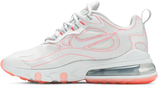 ナイキ エア マックス 270 リアクト "スティッチ" CQ6549-100 Lookbook ナイキ エア マックス 270 リアクト "スティッチ" CQ6549-100