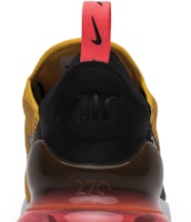 나이키 에어맥스 270 유니버시티 골드 AH8050-004 Sizing 나이키 에어맥스 270 유니버시티 골드 AH8050-004