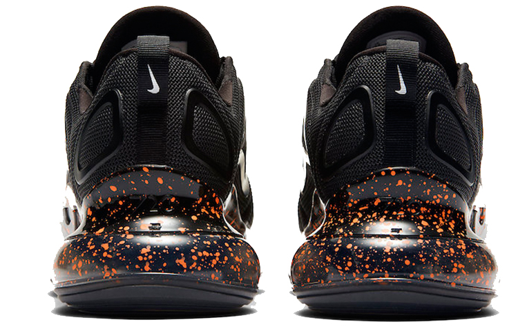 Lookbook Nike Air Max 720 'Hitam Bercorak' CJ1683-001