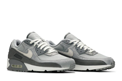 Nike Air Max 90 Premium 'Light Smoke Grey' DA1641-001
