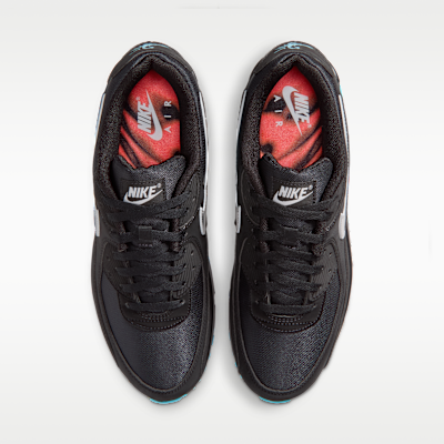 Shop Nike Air Max 90 高級版 黑色/伽瑪藍/冰藍/鉻 IQ9438-001