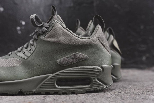 Nike Air Max 90 Sneakerboot Patch Green 704570-300 Lookbook Nike Air Max 90 Sneakerboot Patch Green 704570-300