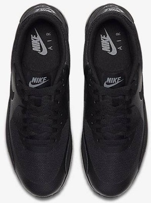 90 2.0 875695 002 Novelship