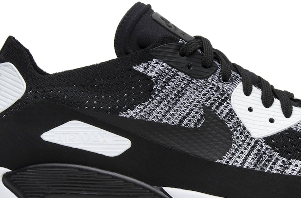 90 2.0 875943 001 Novelship