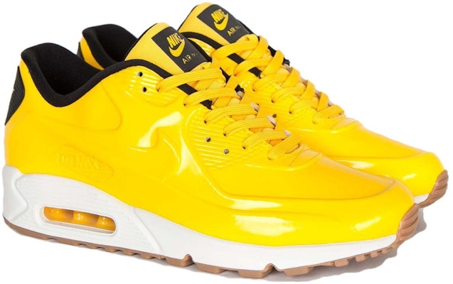 나이키 에어맥스 90 VT QS '바시티 메이즈' 831114-700 Lookbook 나이키 에어맥스 90 VT QS '바시티 메이즈' 831114-700