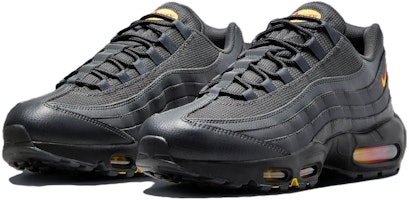 耐吉 Air Max 95 舒適氣質百搭 防滑耐磨 低幫 生活休閒鞋 男款 黑紅 Lookbook 耐吉 Air Max 95 舒適氣質百搭 防滑耐磨 低幫 生活休閒鞋 男款 黑紅