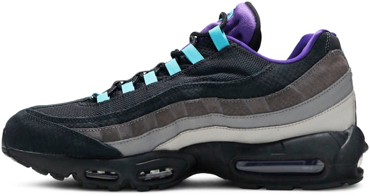 Nike Air Max 95 'Hitam Anggur' AO2450-002 Lookbook Nike Air Max 95 'Hitam Anggur' AO2450-002
