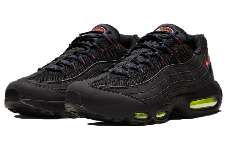 Lookbook Nike Air Max 95 'Hitam Volt Merah' DR8604-001