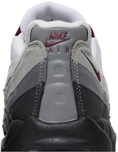 Nike Air Max 95 'Dark Beetroot' Sepatu Olahraga DQ9001-001 Sizing Nike Air Max 95 'Dark Beetroot' Sepatu Olahraga DQ9001-001