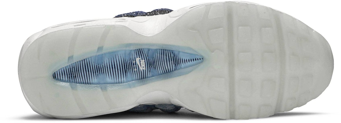 Nike Air Max 95 'Day and Night' CK1412-400 Shop Nike Air Max 95 'Day and Night' CK1412-400