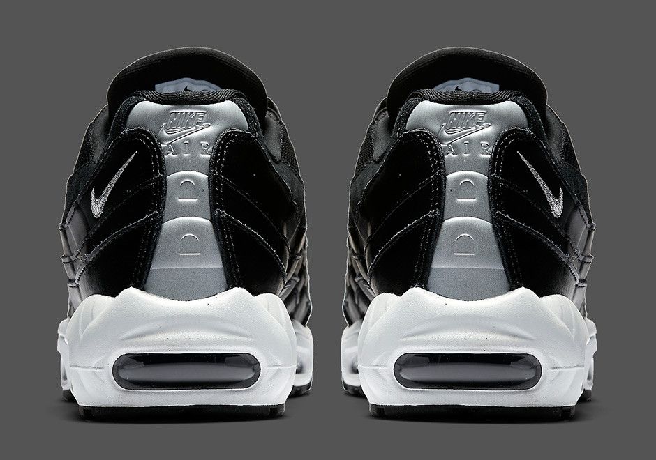 Purchase Nike Air Max 95 'Rebel Skulls' 538416-008