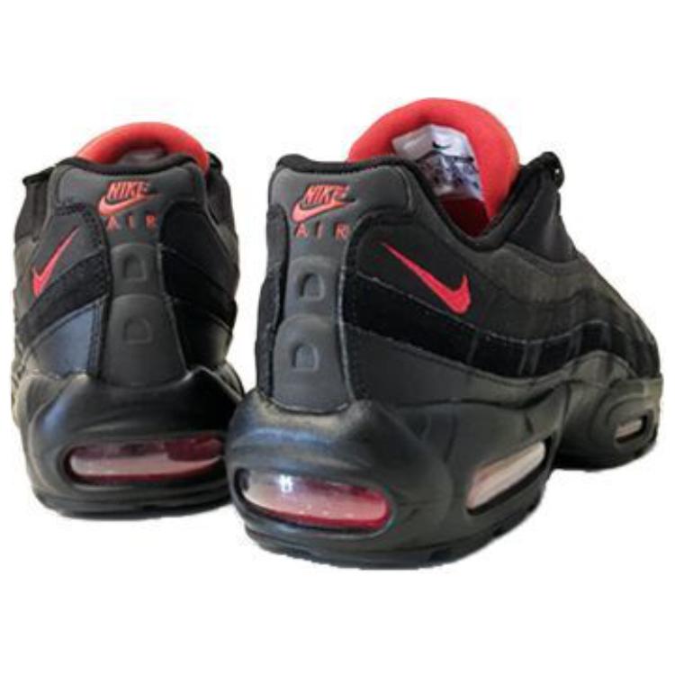Lookbook 나이키 에어맥스 95 블랙/챌린지 레드 749766-016