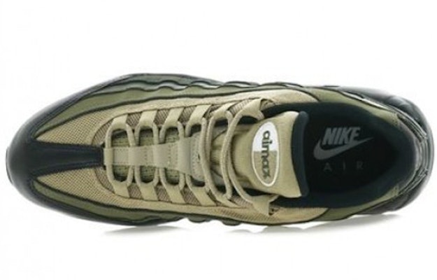 耐克Air Max 95 Essential 黑白色‘杉树林’ 749766-024 Lookbook 耐克Air Max 95 Essential 黑白色‘杉树林’ 749766-024