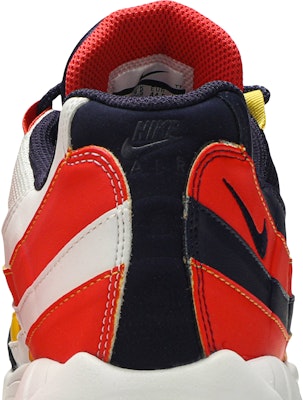 Nike Air Max 95 Houston Away AV7939-400 Sizing Nike Air Max 95 Houston Away AV7939-400